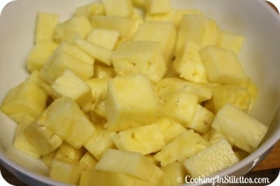 Fresh Pineapple Chunks