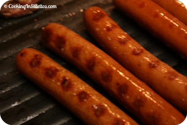 https://cookinginstilettos.com/wp-content/uploads/2013/05/Hot_Dog_Relish_Hebrew_National_Hot_Dogs-1.jpg