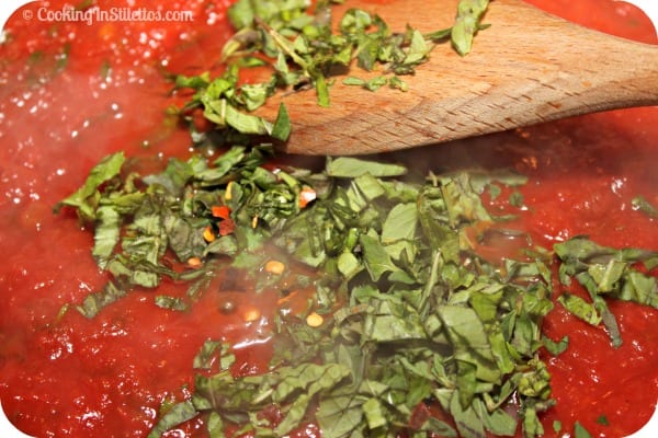 Easy Homemade Marinara Sauce - Fresh Herbs Add A Bit of Flavor | Cooking In Stilettos