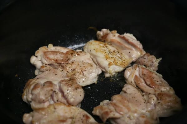 BBQ Pulled Chicken BLT Sandwich - Browning the Chicken | Cooking In Stilettos