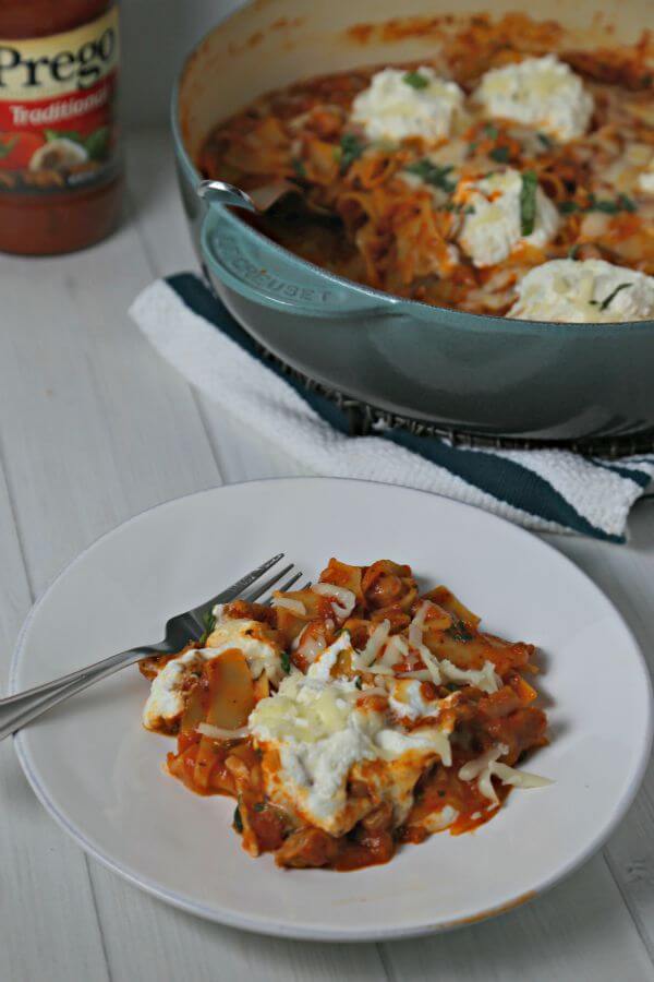 This Rustic Skillet Lasagna from CookingInStilettos.com is a delicious and easy weeknight dinner idea. This skillet lasagna recipe goes from stovetop to table in about 30 minutes | Skillet Lasagna | One Pot Meal | 30 Minute Meal | Easy Weeknight Recipe | Easy Pasta Recipe | Dinner Made Easy