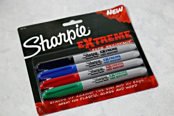 Holiday Box - Sharpie Extreme Markers | CookingInStilettos.com