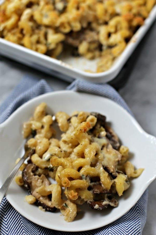 This Three Cheese Baked Mushroom Pasta from CookingInStilettos.com is a chic, comforting vegetarian dish with De Cecco cavatappi pasta layered with two kinds of mushrooms & a creamy cheese sauce, baked to perfection. This baked pasta is perfect for Meatless Mondays. 