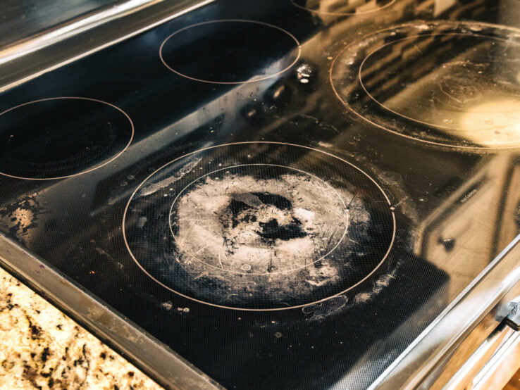 Stubborn-Stains-on-cooktop