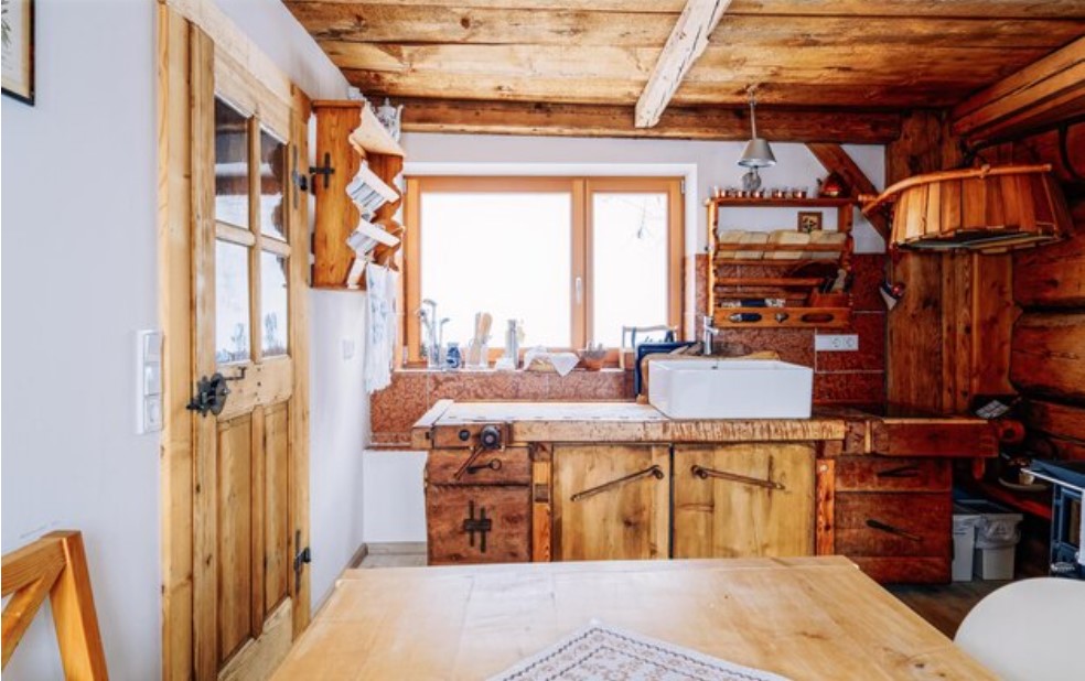 How to Convert Your Small Shed into an Outdoor Kitchen - Cooking in ...